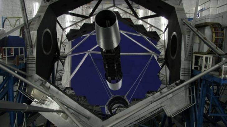 The complex mirror assembly of the giant Keck telescope. Photo: Keck Observatory