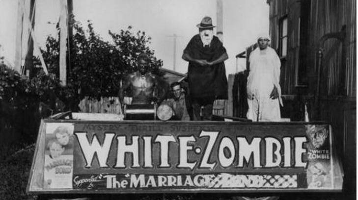 Promotional float for Paramount Theatre, Bundaberg, ca. 1930s. Photo: John Oxley Library, State Librar