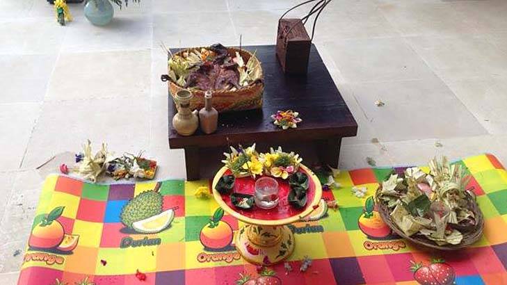 Some of the offerings made during the ceremony. Photo: Facebook/Familie van Veldhuizen-