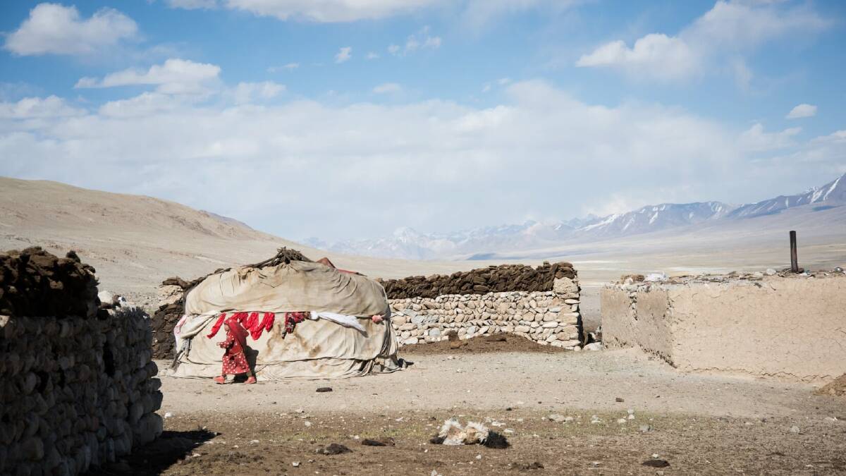 Kyrgyz huts are scattered throughout the corridor. Pic: Marta Pascual Juanola.