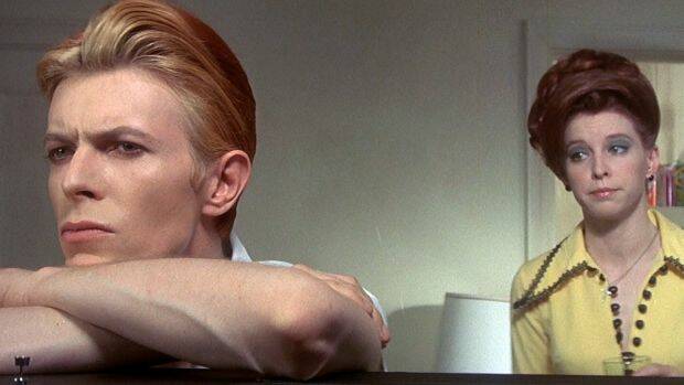 Planets apart: David Bowie and Candy Clark in the 1976 version of The Man Who Fell To Earth. Picture: Paramount+