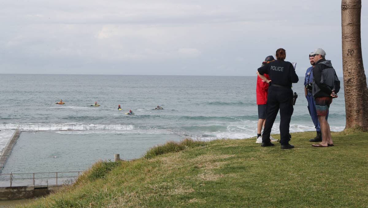 Family in mourning as boat capsizes off the NSW South Coast
