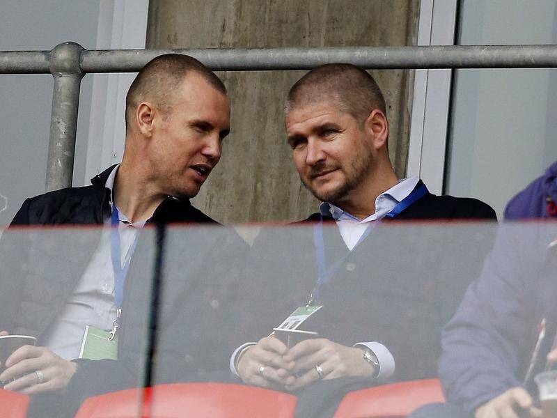Incoming technical boss Kenny Miller (l) has watched the Jets play with new coach Carl Robinson (r).