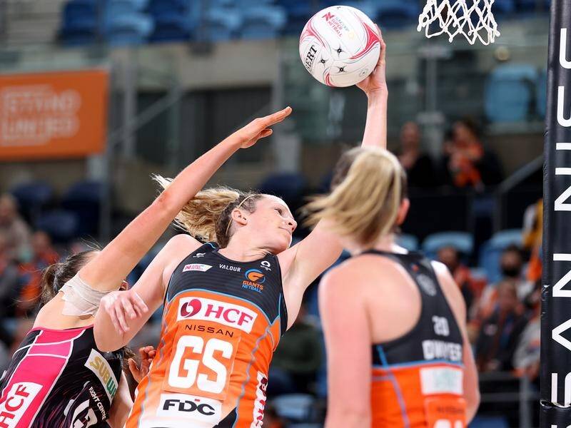 The Giants are back on top of the Super Netball ladder after beating the Adelaide Thunderbirds.