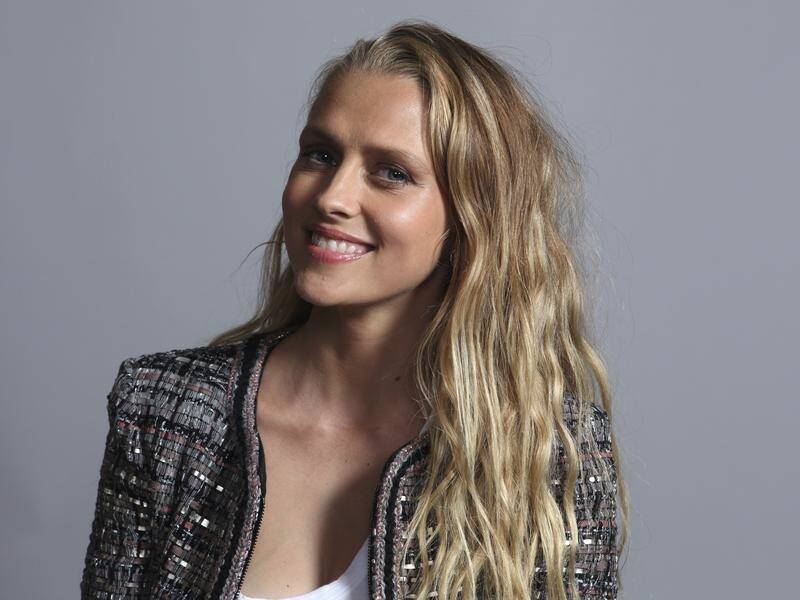 Actress Teresa Palmer has tweeted the earthquake on Lombok made her Bali tree house sway.