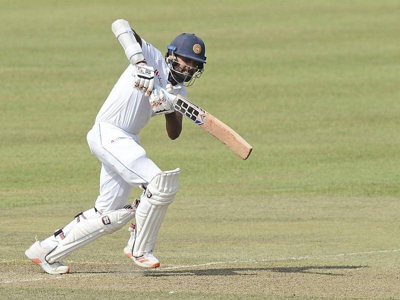 Dimuth Karunaratne en route to making another ton for Sri Lanka off Bangladesh's toiling attack.