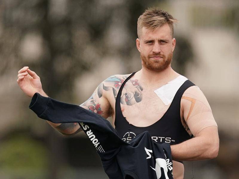 Cameron Munster is trying to shake a shoulder injury to play for Melbourne against Canberra.