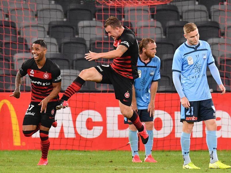Kwame Yeboah (L) has salvaged a 1-1 draw for Western Sydney in the A-League derby with Sydney FC.